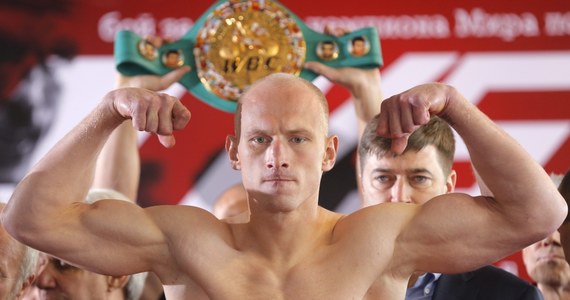 Krzysztof Włodarczyk stracił tytuł bokserskiego mistrza świata WBC w wadze junior ciężkiej. Przegrał w sobotę w Moskwie jednogłośnie na punkty z Rosjaninem Grigorijem Drozdem. Polak był czempionem tej federacji od 2010 roku.
