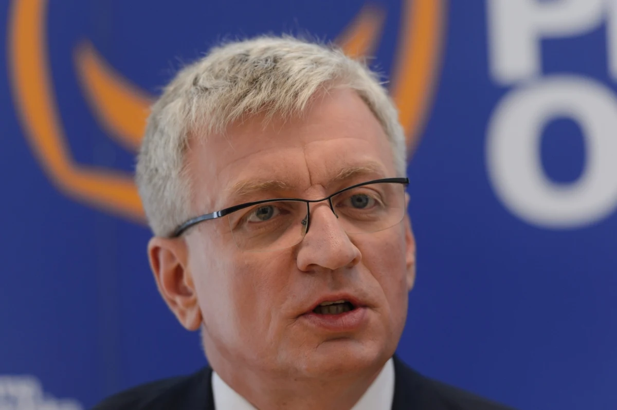 Stworzenie atrakcyjnej, dostępnej również dla osób młodych oferty mieszkaniowej zapowiedział w Poznaniu kandydat PO na prezydenta miasta Jacek Jaśkowiak. Jego zdaniem pomoże to powstrzymać migrację poznaniaków poza granice miasta. Zapowiedział też, że za jego prezydentury Poznań znów stanie się czystym miastem.