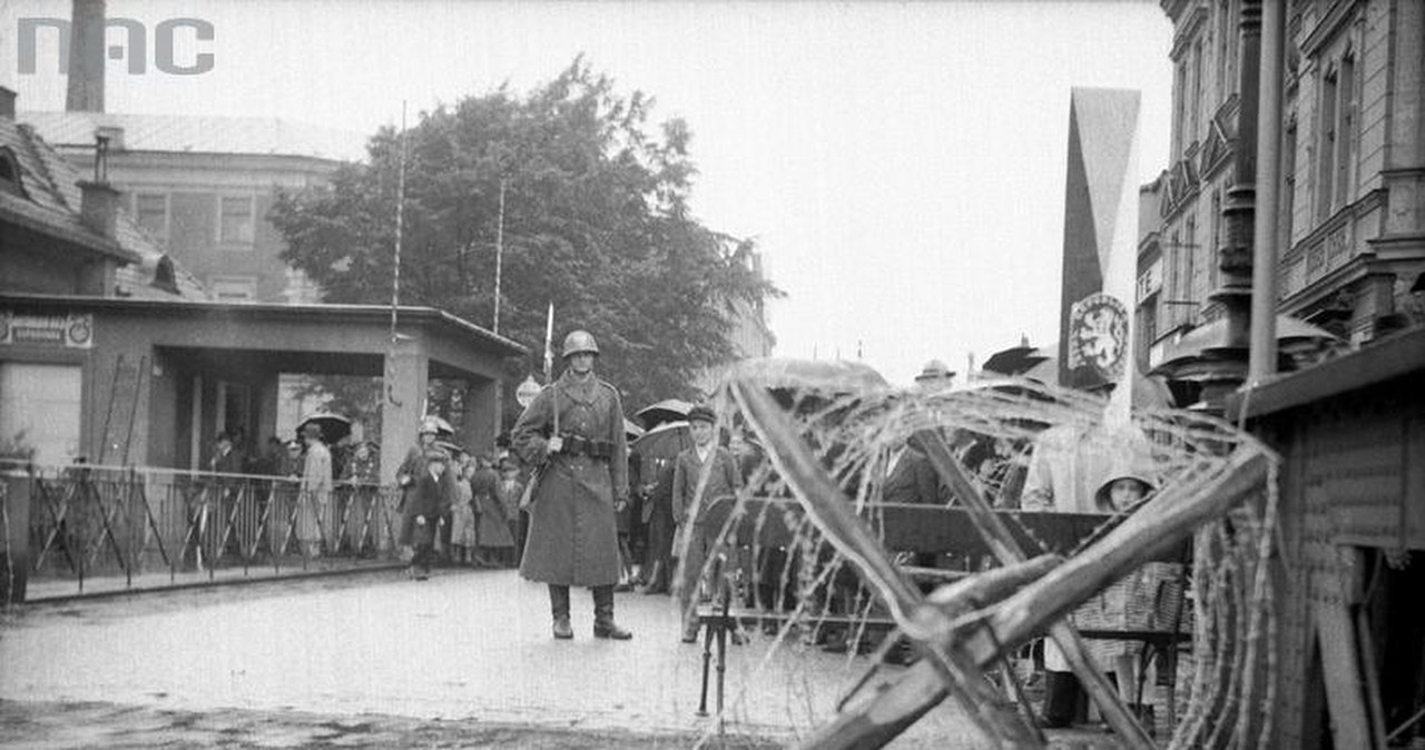 Polacy weszli na Zaolzie - Historia w INTERIA.PL