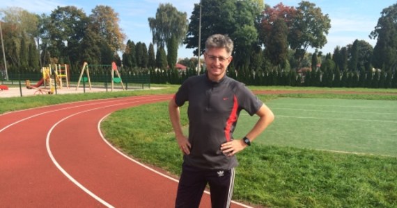 Silesia Marathon i Bieg Trzech Kopców - przed nami weekend iście sportowy! Każdy może wystartować - nieważny jest przecież wynik, ale dobre chęci. Jak się przygotować, jak ubrać i co zrobić, kiedy złapie nas kolka? Po rady reporter RMF FM Krzysztof Kot zwrócił się do eksperta - Piotra Kitlińskiego, trenera i maratończyka.