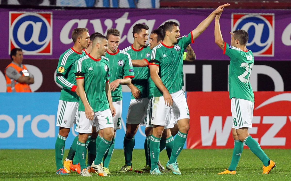 1:0 dla Legii Warszawa takim wynikiem zakończyło się spotkanie z tureckim Trabzonsporem w meczu drugiej kolejki fazy grupowej Ligi Europejskiej. W 16. minucie bramkę zdobył Michał Kucharczyk. Wygrana oznacza, że warszawiacy objęli prowadzenie w grupie L. 