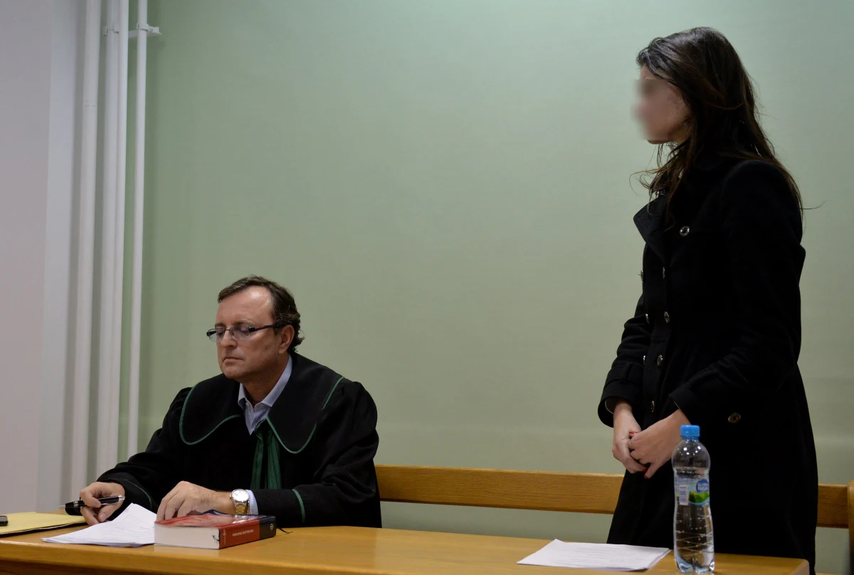 Prokuratura rozważa wniosek o tymczasowe aresztowanie dla Izabelli Ch., która w zeszłym roku po pijanemu wjechała do przejścia podziemnego w centrum Warszawy. Kobieta ponownie nie stawiła się na obserwację psychiatryczną. 