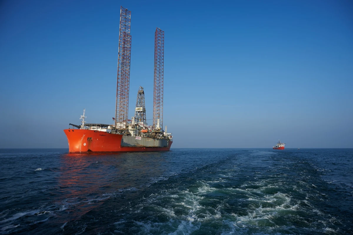 Nic nie grozi życiu mężczyzny poszkodowanego w niegroźnym wypadku na jednej z platform wiertniczych Petrobalticu. Po rannego poleciał śmigłowiec Anakonda z Brygady Lotnictwa Marynarki Wojennej.