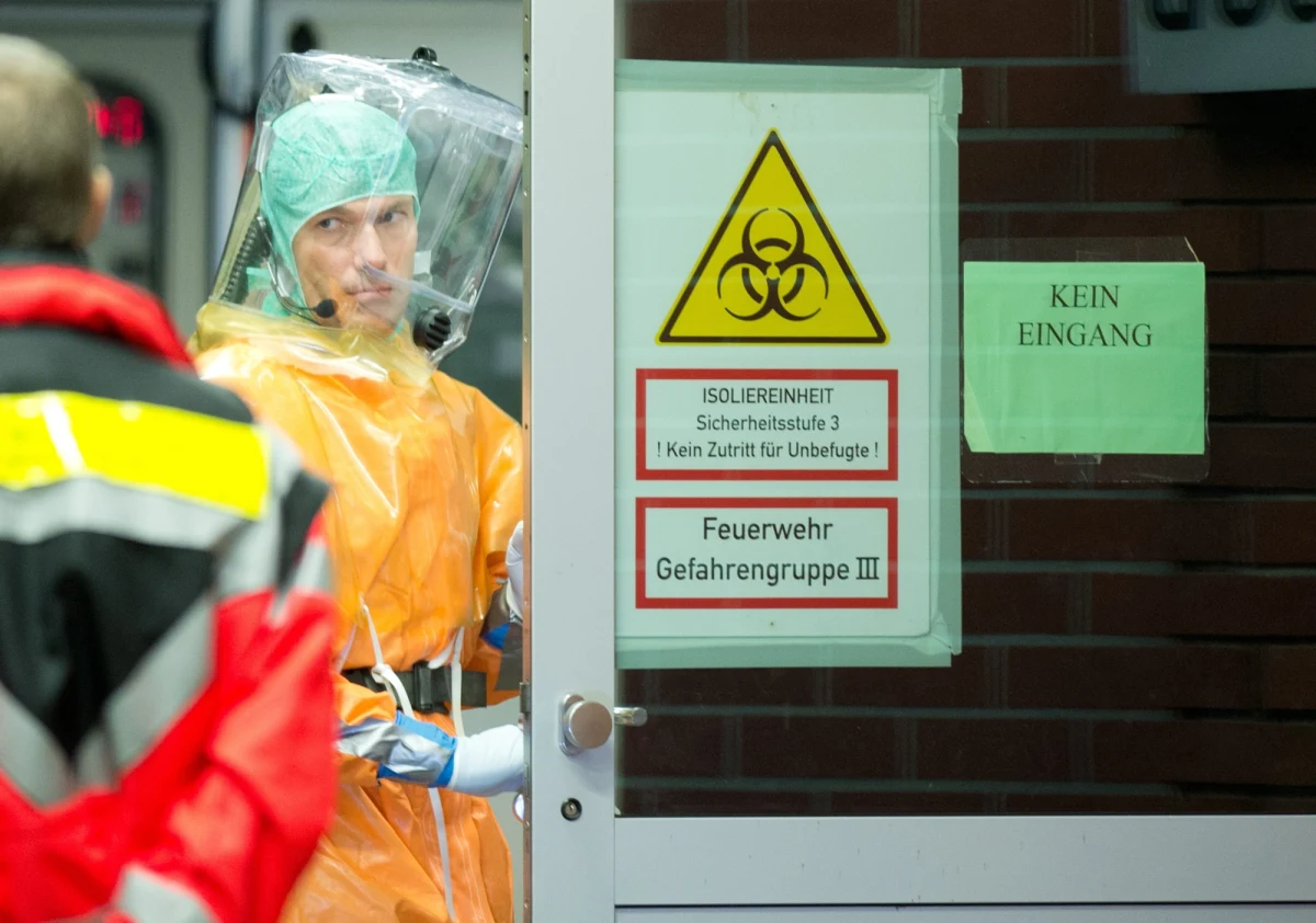 Senegalczyk, u którego pod koniec sierpnia lekarze stwierdzili zakażenie wirusem eboli, został po pięciotygodniowym leczeniu wypisany ze szpitala. "Pacjent ma się dobrze, od wielu dni nie jest już źródłem infekcji" - oświadczył rzecznik kliniki uniwersyteckiej Eppendorf w Hamburgu.  