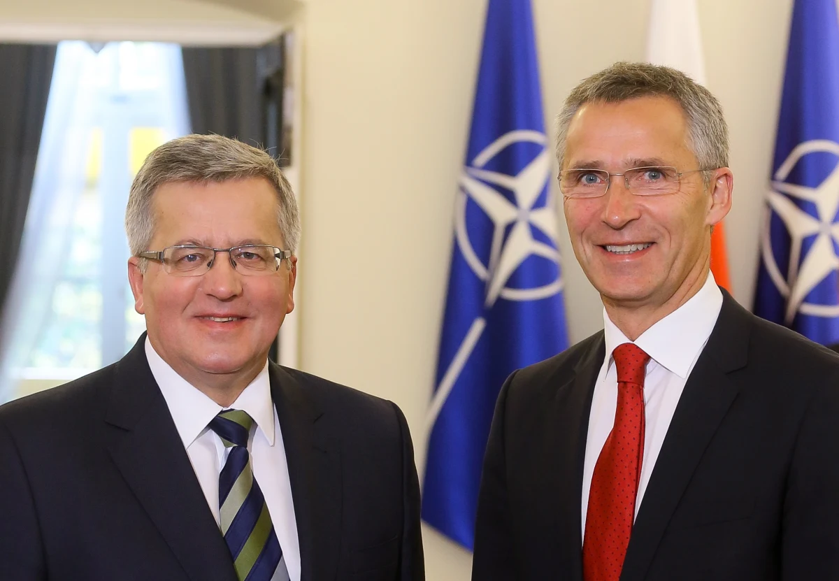 Będziemy wdrażać przyjęty na szczycie w Newport plan działań na rzecz gotowości i zachowamy trwałą obecność we wschodniej części naszego sojuszu - zapewnił w Warszawie sekretarz generalny NATO Jens Stoltenberg. To jego pierwsza oficjalna wizyta.  