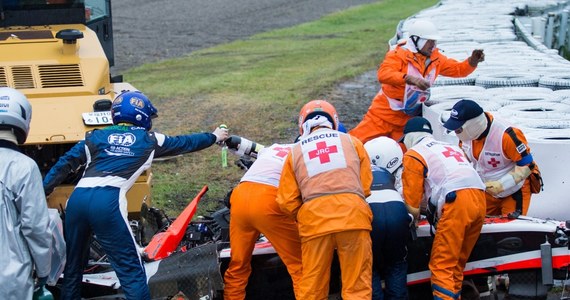 Do przebywającego w szpitalu w Yokkaichi kierowcy Formuły 1 Julesa Bianchiego udali się rodzice. Francuz w trakcie wyścigu o GP Japonii na torze w Suzuka doznał w wypadku rozległych obrażeń głowy. Klinika nie informuje o stanie jego zdrowia. 