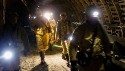 Wypadek w kopalni: Kilkunastu ciężko rannych, 1 górnik wciąż poszukiwany