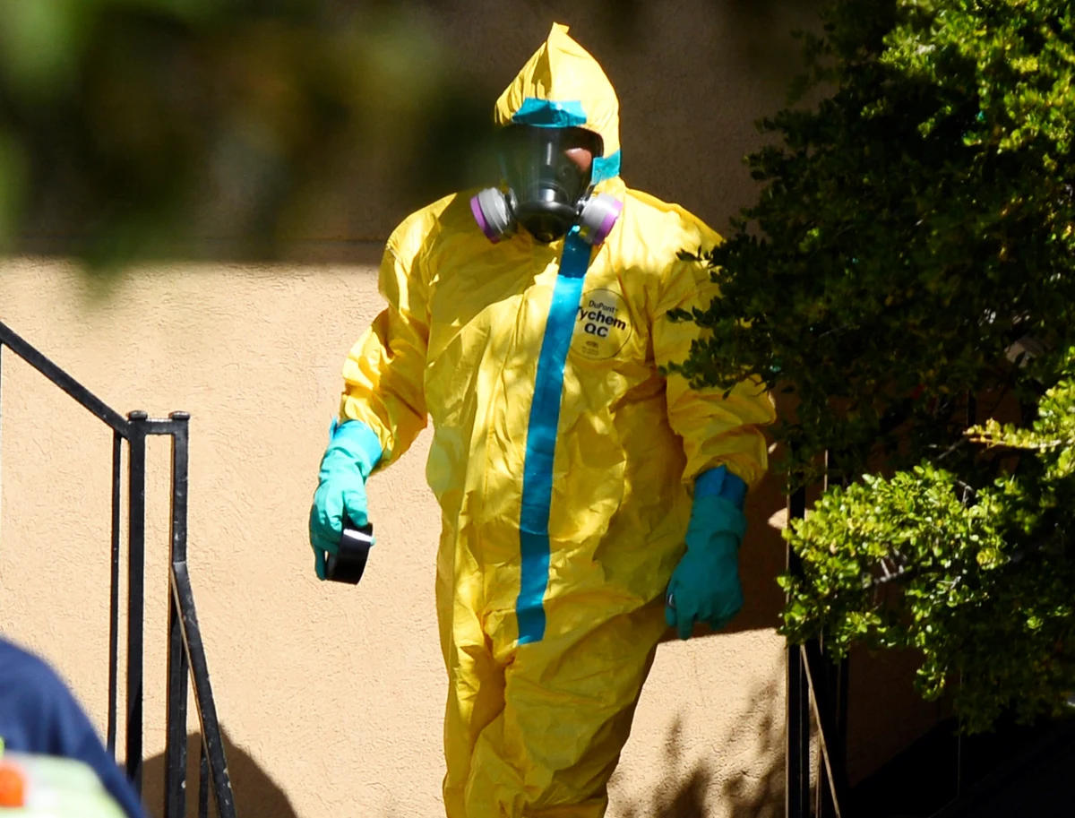 Thomas Duncan – pochodzący z Liberii mężczyzna, u którego po przylocie do Ameryki wykryto zakażenie wirusem Ebola – zmarł w szpitalu w Dallas, w Teksasie. Był pierwszym pacjentem, u którego chorobę zdiagnozowano dopiero w USA, a nie w krajach Afryki Zachodniej.