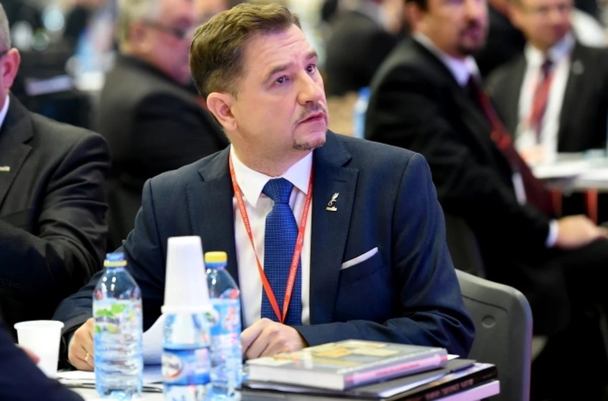 Piotr Duda został wybrany przez zjazd krajowy "Solidarności" na przewodniczącego związku. Nie miał żadnych kontrkandydatów. 