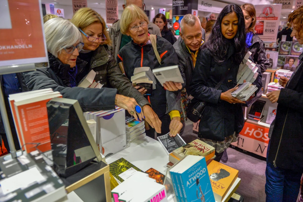 Tegoroczny laureat Literackiej Nagrody Nobla - Francuz Patrick Modiano to jest pisarz, którego fascynuje historia. "Jest autorem powieści, w których powraca motyw II wojny światowej i Holocaustu. Ważny jest sam sposób mówienia o pamięci i doświadczeniu II wojny światowej" - podkreśla krytyk literacki Grzegorz Jankowicz. 