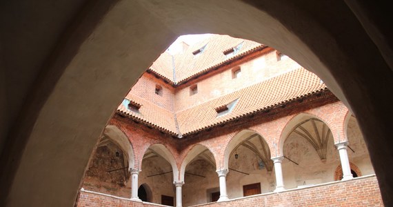 Zamek w Lidzbarku Warmińskim to najlepiej zachowana budowla gotycka w regionie. Mieszkali w nim m.in. Ignacy Krasicki i Mikołaj Kopernik.