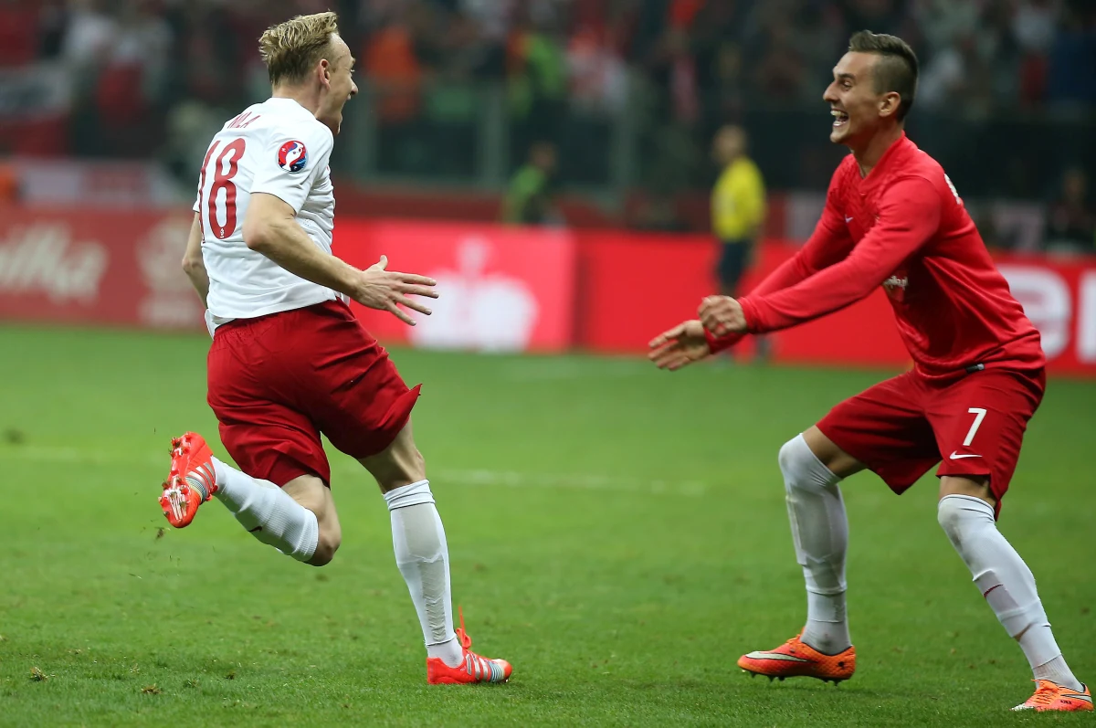 Prawie dwa tysiące kibiców postawiło swoje pieniądze na to, że Polska wygra z Niemcami 2:0. Jeden z nich zgarnął 101 tysięcy złotych. 