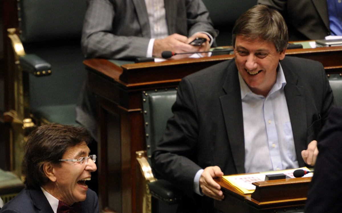 "Flamandowie, którzy podczas drugiej wojny światowej kolaborowali z nazistami, mieli swoje powody" - oświadczył w opublikowanym wywiadzie nowy szef MSW Belgii Jan Jambon. Należy on do nacjonalistycznego Nowego Sojuszu Flamandzkiego (N-VA).