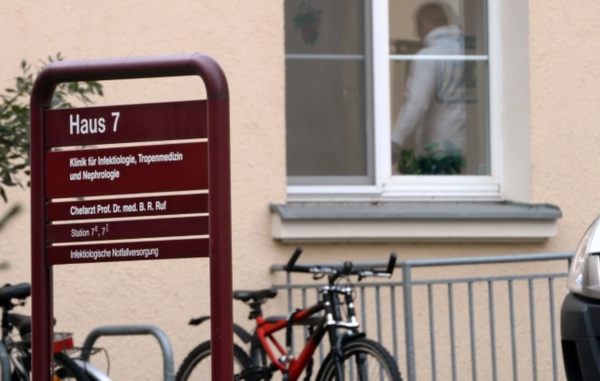 Mężczyzna chory na ebolę zmarł w nocy w Lipsku - poinformowała klinika św. Jerzego w tym mieście. Zmarły to 56-letni pracownik ONZ, który pracował w Liberii.