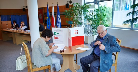 Są w Polsce takie gminy, w których kilkanaście głosów może wystarczyć, by zdobyć mandat radnego w najbliższych wyborach samorządowych. Wszystko dlatego, że po raz pierwszy wybory do rad we wszystkich gminach (oprócz miast na prawach powiatu) odbędą się w jednomandatowych okręgach wyborczych. 