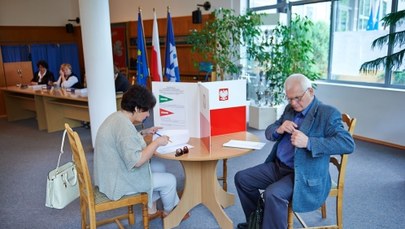 Wybory samorządowe: Wystarczy kilkanaście głosów, by zostać radnym