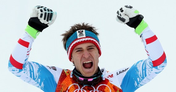 Złoty medalista w zjeździe narciarskim igrzysk olimpijskich w Soczi Matthias Mayer z powodu kontuzji opuści początek sezonu alpejskiego Pucharu Świata. Austriak ma naderwane więzadło boczne w prawym kolanie. 
Doznał też stłuczenia kręgosłupa. 