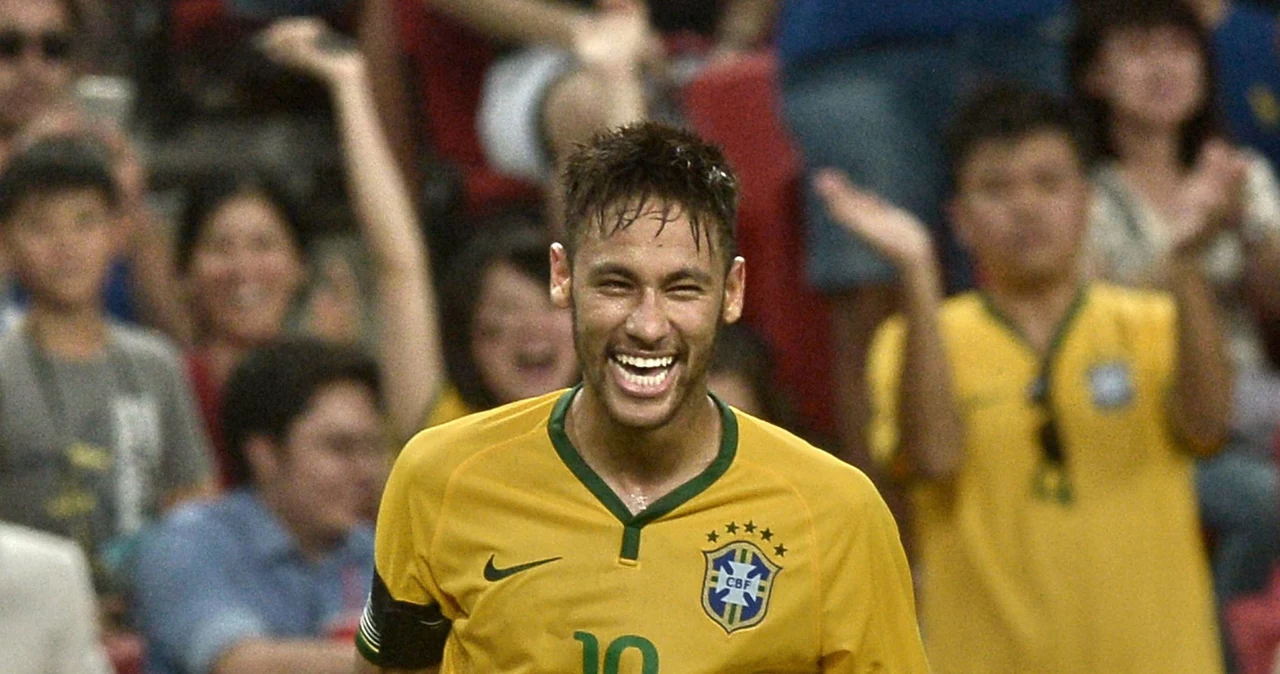 Ach ten Neymar! Dziewczyny dla niego głupieją