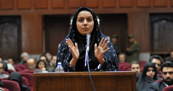 Mimo międzynarodowych apeli o ułaskawienie, w Iranie stracono kobietę skazaną za zabójstwo byłego pracownika służb wywiadowczych. Podczas procesu oskarżona przyznała się do winy, jednak podkreśliła, że broniła się przed próbą gwałtu.
