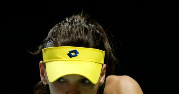 Agnieszka Radwańska podkreśliła, że w sobotnim półfinale turnieju WTA Finals trudno było jej się przeciwstawić dobrze dysponowanej Simonie Halep, "Była dziś bezbłędna" - chwaliła rumuńską tenisistkę krakowianka po porażce 2:6, 2:6.