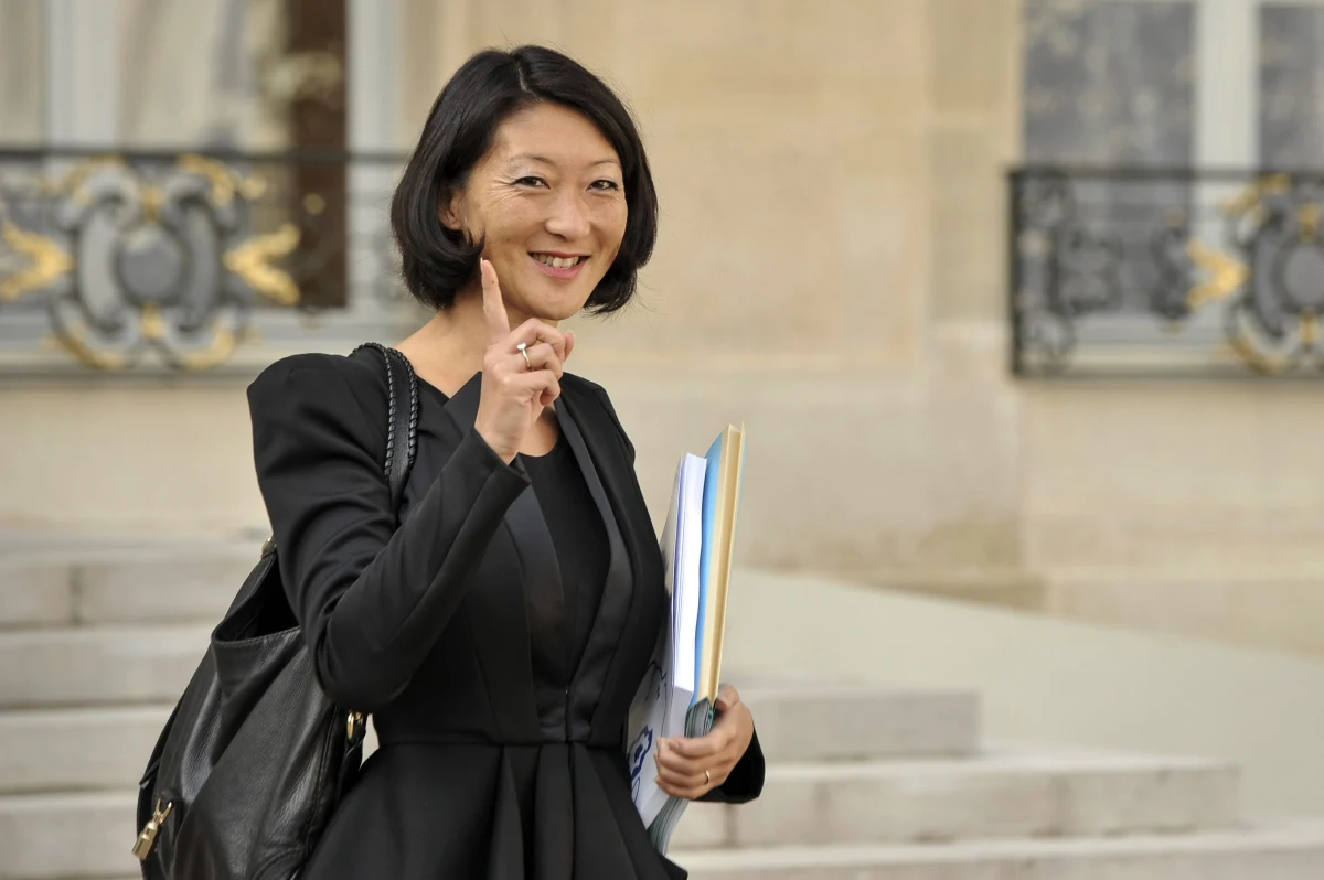 Francuska minister kultury Fleur Pellerin powiedziała w wywiadzie telewizyjnym, że od kiedy dwa lata temu objęła stanowisko rządowe, prawie nie ma czasu na czytanie dla przyjemności. Jej wyznanie wywołało w kraju skrajne reakcje: od zrozumienia po oburzenie. 