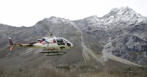 Już 10 lat temu zauważono pierwsze ruchy wewnątrz góry Mannen w Rauma w Norwegii. Wtedy też pojawiły się pierwsze rysy. Te szczeliny się teraz pogłębiają. Z obawy, że góra w każdej chwili może się rozpaść, lokalne władze ewakuowały około 200 okolicznych mieszkańców.