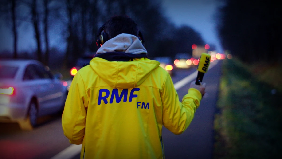 Przez całą sobotę towarzyszyliśmy Wam w świątecznych podróżach. Nasi dziennikarze na bieżąco monitorowali sytuację na drogach i ostrzegali Was, gdzie tworzą się korki, na których trasach są utrudnienia i wypadki. Dziękujemy, że byliście z nami! Na kolejne relacje z polskich dróg zapraszamy w niedzielę.