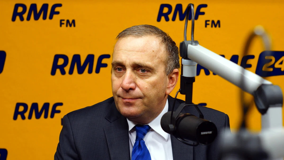 Donald Tusk honorowym przewodniczącym PO? „Jest taki pomysł. Tusk jest pomysłodawcą PO, więc należy mu się zapisanie w naszej historii. To jest symboliczne podziękowanie za te 14 lat - mówi szef MSZ Grzegorz Schetyna w Kontrwywiadzie RMF FM.  Na pytanie, czy chce być szefem Platformy odpowiada: „Nie myślę dzisiaj o przywództwie w PO”.