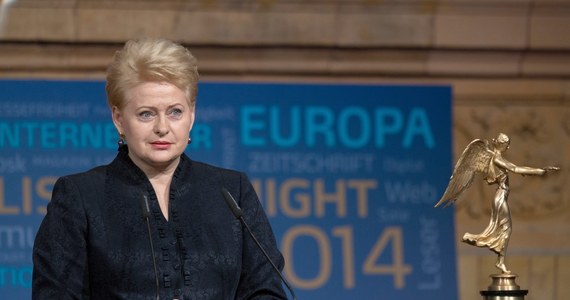 Prezydent Litwy Dalia Grybauskaite nie przyjedzie do Warszawy na obchody Święta Niepodległości - poinformował Urząd Prezydenta Litwy. Za porozumieniem stron prezydenci Polski i Litwy spotkają się na początku grudnia. 