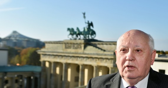 Ostatni przywódca ZSRR Michaił Gorbaczow, przebywający z wizytą w Berlinie z okazji 25. rocznicy upadku muru berlińskiego, zarzucił Zachodowi triumfalizm i dążenie do dominacji. Opowiedział się za zniesieniem sankcji wobec Rosji. 