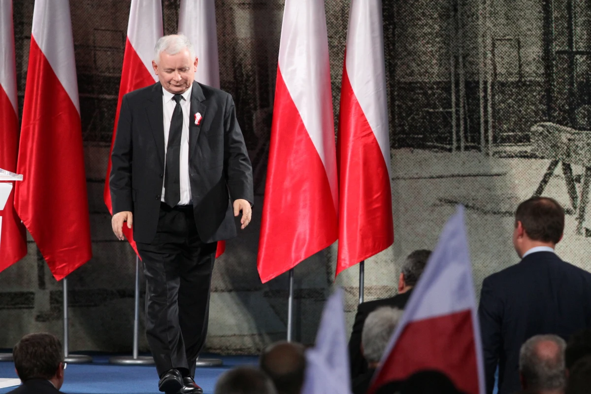 Po każdej kampanii wyborczej albo radośnie konsumuje się owoce zwycięstwa, albo w podłym nastroju rozlicza winnych porażki.