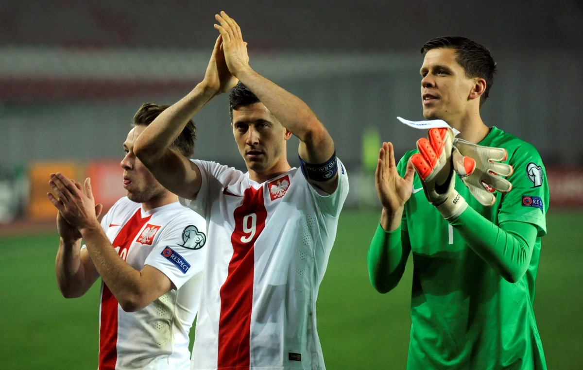 "Mamy zespół. Zwycięstwo z Niemcami dało nam wielkiego kopa do przodu" - podkreślił Radosław Gilewicz po wygranym przez Polaków aż 4:0 meczu eliminacji do Euro 2016 z Gruzją. Były reprezentant Polski zaznaczył, że w grze biało-czerwonych było widać pewność i konsekwencję. 