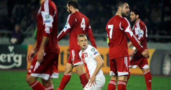 Piłkarz reprezentacji Polski Kamil Grosicki przeszedł w Poznaniu operację więzadeł łokcia i złamanej kości promieniowej. Była ona konieczna po tym, jak doznał kontuzji w piątkowym meczu z Gruzją. Biało-czerwoni wygrali to spotkanie 4:0. 