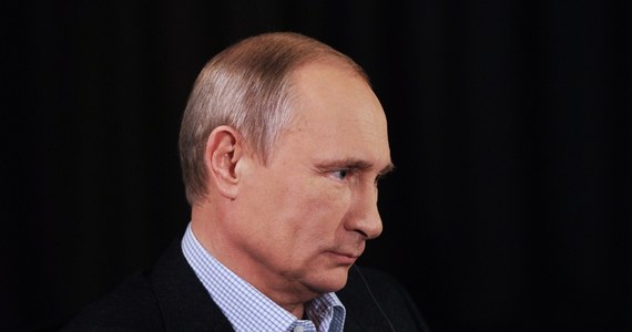 Prezydent Rosji Władimir Putin jako "wielki błąd" ocenił na konferencji prasowej decyzję Kijowa o odcięciu finansowania dla wschodu Ukrainy. Putin opuścił szczyt G20 w Brisbane w Australii przed wydaniem przez przywódców końcowego komunikatu.