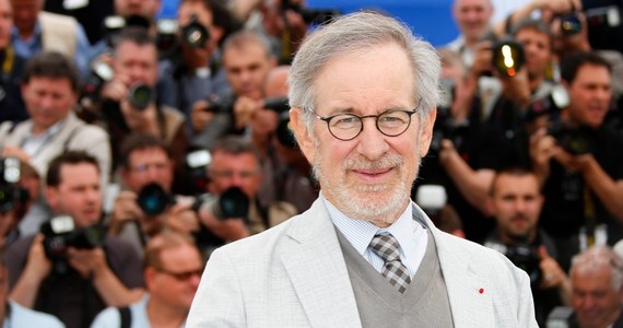 We Wrocławiu ruszyły zdjęcia do najnowszego filmu Stevena Spielberga, którego roboczy tytuł brzmi "St. James Place". W stolicy Dolnego Śląska przez najbliższe dni będą kręcone sceny plenerowe na ul. Kurkowej i Mierniczej.