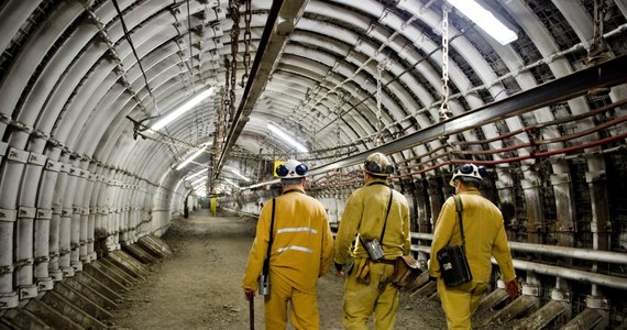 Śmiertelny wypadek w kopalni Knurów-Szczygłowice. 850 metrów pod ziemią górnik został przygnieciony przez jeden z elementów transportowanych urządzeń. 