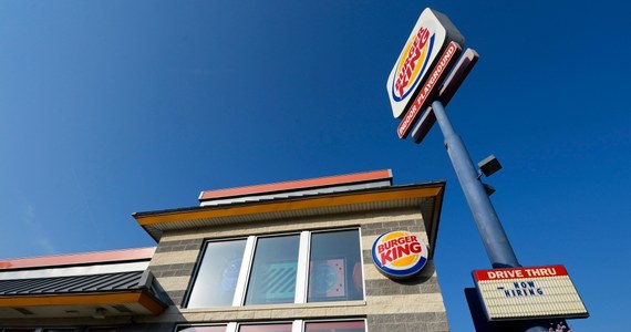 Z powodu nieprzestrzegania zasad higieny i ze względu na złe warunki pracy personelu w Niemczech zamknięto 89 amerykańskich barów szybkiej obsługi sieci Burger King. Restauracjami zarządzał  Yi-Ko Holding.