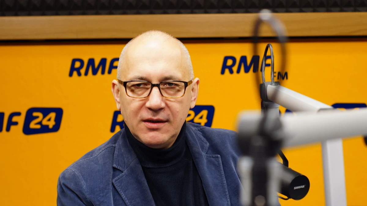 "Mamy apel do Polaków, żeby nie zostali w domach w niedzielę wyborczą. Patrzcie władzy na ręce" - mówi poseł PiS Joachim Brudziński w Kontrwywiadzie RMF FM. "Nawet jeśli głosowaliście na PiS, to tak naprawdę okazuje się, że głosowaliście na PSL. Okazuje się, że żyjemy w Polsce miłośników premiera Piechocińskiego. Niech żyje Janusz Piechociński!" - komentuje Brudziński i dodaje, że te wybory nie są odzwierciedleniem preferencji Polaków.