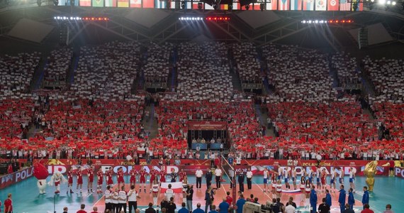 Mecze z udziałem polskiej reprezentacji w mistrzostwach w piłce siatkowej kobiet i mężczyzn oraz zawody Ligi Światowej w siatkówce mężczyzn, rozgrywane w Polsce, będą nadawane w ogólnopolskiej TV bezpłatnie. Decyzję KRRiT zatwierdziła Komisja Europejska.