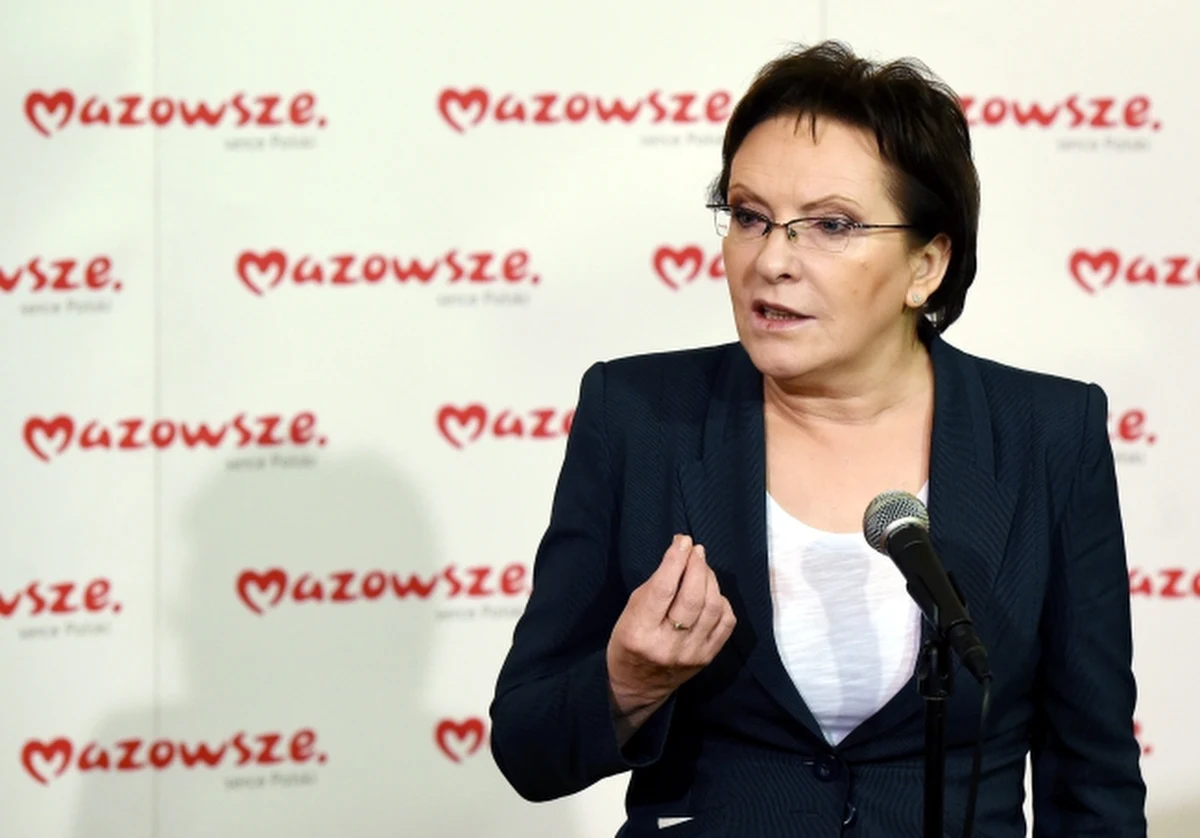 Koalicja PO i PSL będzie rządzić w 15 sejmikach wojewódzkich - poinformowała premier Ewa Kopacz. Szefowa rządu przedstawiła dziennikarzom decyzje, które zapadły na spotkaniu przedstawicieli partii koalicyjnych. 