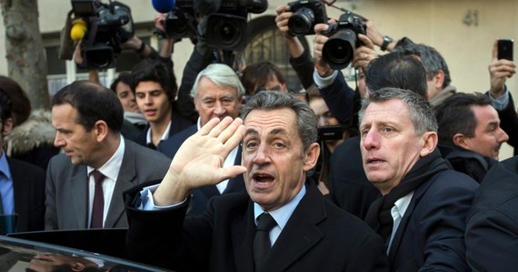 Nicolas Sarkozy, były prezydent Francji, został wybrany w internetowym głosowaniu na nowego szefa centroprawicowej Unii na rzecz Ruchu Ludowego (UMP). Sarkozy uzyskał ponad 60 proc. głosów. 