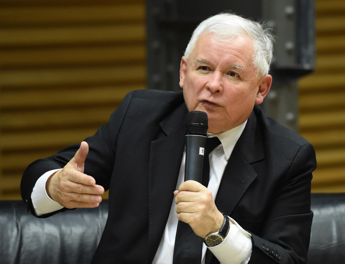 Jarosław Kaczyński napisał do 32 tysięcy kandydatów PiS w wyborach samorządowych list. Zachęca w nim do uczestniczenia w organizowanym przez partię marszu, który 13 grudnia ma przejść ulicami Warszawy.