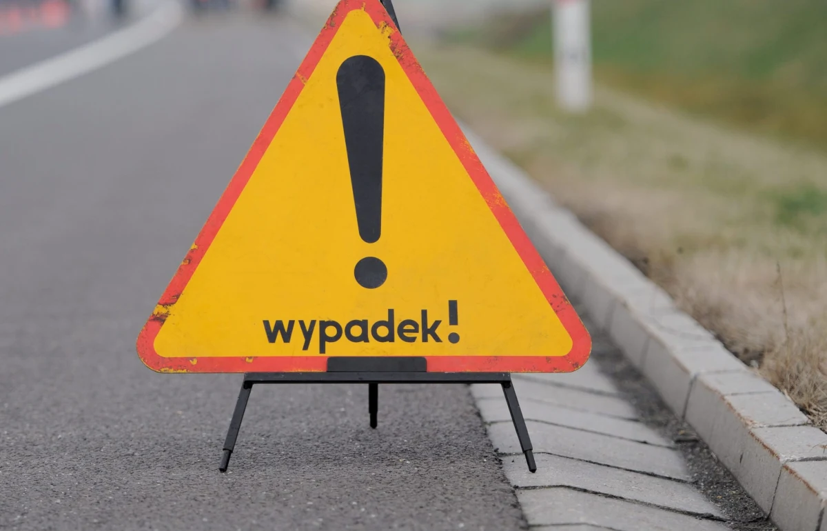 Tragiczny wypadek na trasie S8 w Łódzkiem. Zginęły trzy osoby, czwarta jest reanimowana. Informację dostaliśmy na Gorącą Linię RMF FM. 