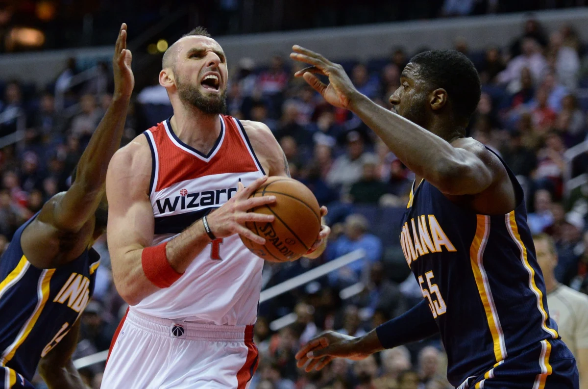 Marcin Gortat zajmuje 10. miejsce wśród najcelniej rzucających koszykarzy ligi NBA. Polak trafia ze skutecznością 55,7 proc. Liderem tej klasyfikacji jest Brandan Wright (Dallas Mavericks) - 73,1 proc.