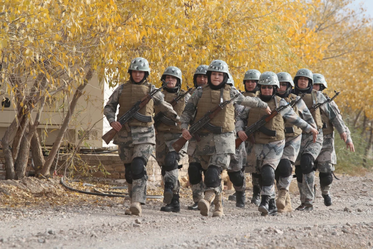 W ramach Sił Odpowiedzi NATO w 2017 r. ma zostać wydzielona brygada gotowa w ciągu 5-7 dni do przerzutu do dowolnego państwa Sojuszu, w tym batalion w 2-3-dniowej gotowości. Oprócz tego dwie brygady gotowe w ciągu 30 i 45 dni - poinformował wicepremier Tomasz Siemoniak.