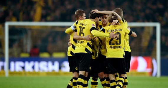 Borussia Dortmund pokonała Hoffenheim 1:0 w pierwszym meczu 14. kolejki Bundesligi. Zwycięskiego gola, bardzo ważnego w perspektywie walki o utrzymanie, zdobył dla gospodarzy w 17. minucie Ilkay Guendogan. Dzięki trzem punktom dortmundczycy opuścili ostatnie miejsce w tabeli.