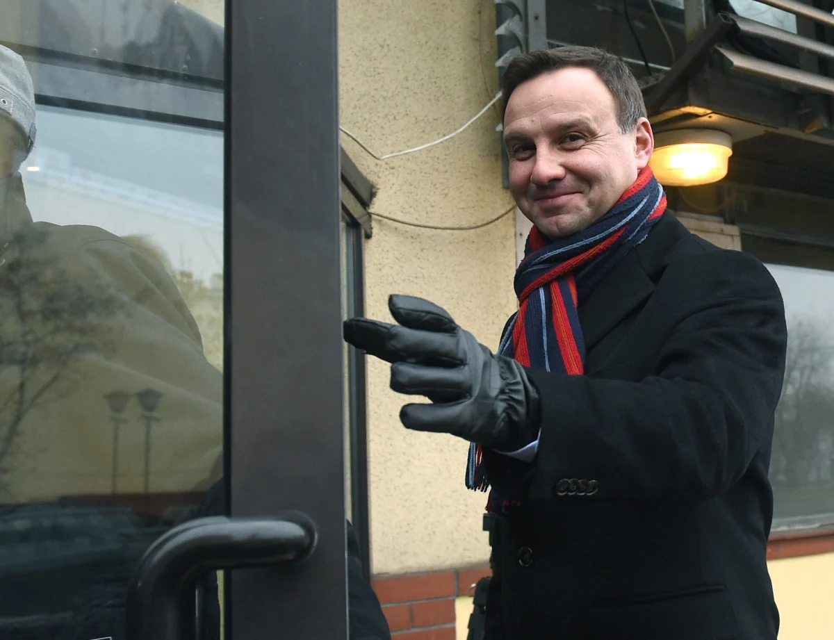 Kandydat PiS na prezydenta Andrzej Duda jest uosobieniem nadziei na zmiany - powiedział szef partii Jarosław Kaczyński po tym, gdy Rada Polityczna PiS zatwierdziła kandydaturę Dudy. On sam także wierzy, że uda mu się przekonać Polaków, że Polska potrzebuje właśnie takiej zmiany.