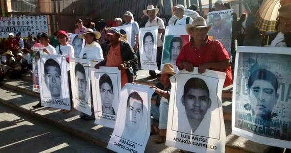 Szczątki co najmniej jednego z 43 uprowadzonych studentów w Meksyku zostały zidentyfikowane. Fragmenty kości zbadali argentyńscy eksperci medycyny sądowej. Informację przekazały meksykańskie media, powołując się na źródła rządowe.
