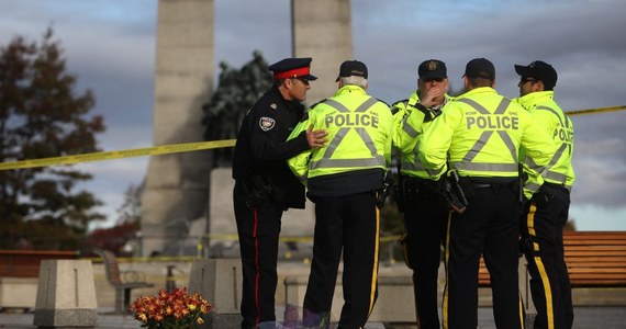 Kanadyjski minister bezpieczeństwa publicznego Steven Blaney ostrzegł przed możliwością zamachów terrorystycznych w Kanadzie. To reakcja na opublikowany w internecie apel, którego autorem ma być Kanadyjczyk walczący dla Państwa Islamskiego.    