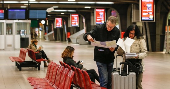 Kolejny z serii strajków przeciwko planom oszczędnościowym belgijskiego rządu sparaliżował komunikację miejską w Brukseli, a także transport kolejowy i lotniczy do i ze stolicy Belgii.